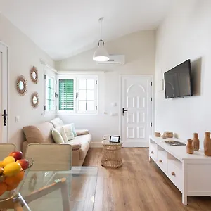Homeforguest Modern And New Beachfront , La Oliva Spanien